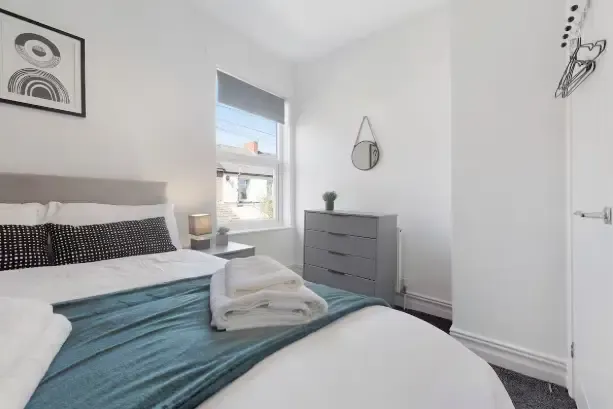 106 Hambledon Street by Mia Partners serviced apartment - Blyth - VivreStays
