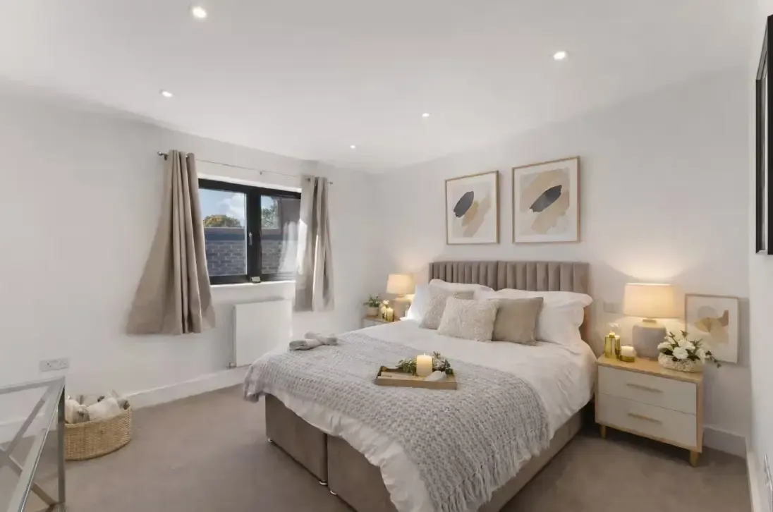 1 Phoenix Close by Mia Partners in 1 Phoenix Close, Gerrards Cross, SL9 7AU, United Kingdom - Property image 7 - VivreStays