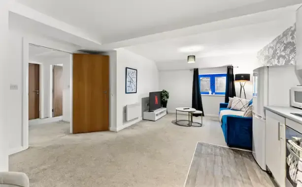 View 2 Meridian House One-Bed by Mia Partners in 2 Artist Street, LS12 2EW 2 Meridian House One-Bed by Mia Partners in 2 Artist Street, LS12 2EW - Property image 4 - VivreStays