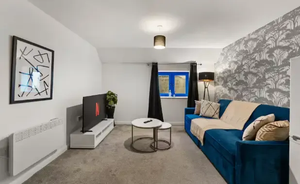 View 2 Meridian House One-Bed by Mia Partners in 2 Artist Street, LS12 2EW 2 Meridian House One-Bed by Mia Partners in 2 Artist Street, LS12 2EW - Property image 6 - VivreStays