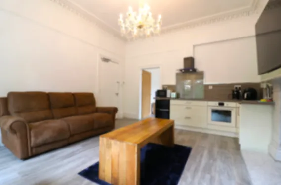 Linden House - Flat 2 - Airdrie Airdrie - Apartment in ML6 0HD, Airdrie, North Lanarkshire, Scotland, United Kingdom - Property image 9 - VivreStays