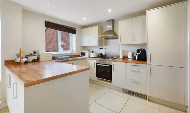 12 Folly Way by Mia Partners serviced apartment - UK - VivreStays