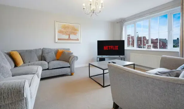 12 Folly Way by Mia Partners in 12 Folly Way, Barnsley, S71 2SP, United Kingdom - Property image 6 - VivreStays