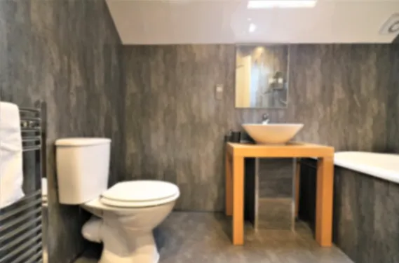 Linden Cottage Room 3 - Airdrie Airdrie - Apartment in ML6 0HD, Airdrie, North Lanarkshire, Scotland, United Kingdom - Property image 2 - VivreStays