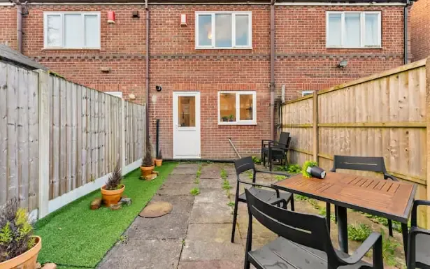 Derventio Close by Mia Partners in 12 Derventio Close, DE1 3TD - Property image 5 - VivreStays