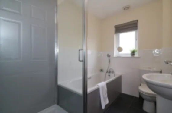 Wilkie House Holytown Holytown - Apartment in ML1 4YU, Motherwell, North Lanarkshire, Scotland, United Kingdom - Property image 2 - VivreStays
