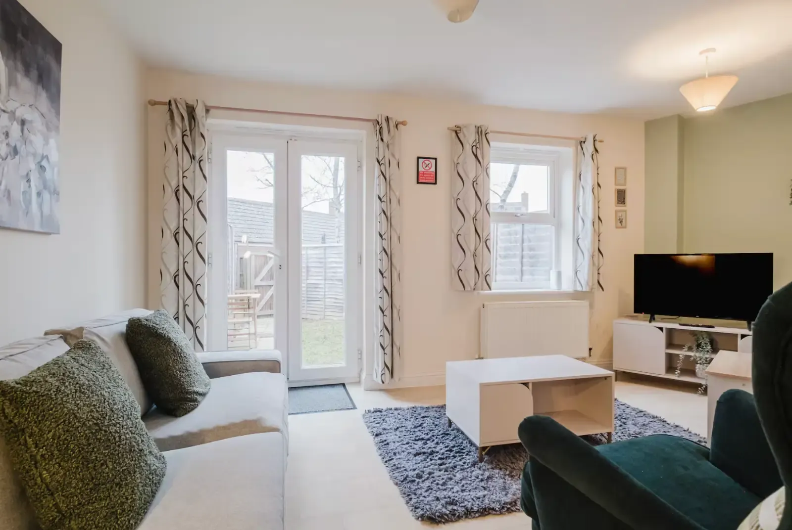 View 8 Maskell Drive by Mia Partners 8 Maskell Drive by Mia Partners serviced apartment - Bedford - VivreStays