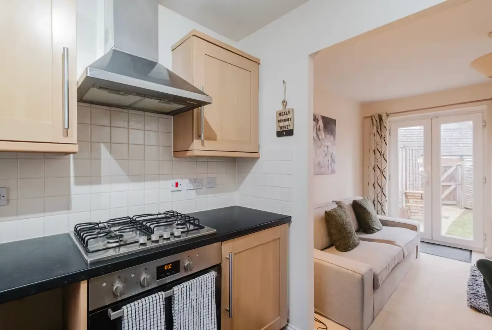 8 Maskell Drive by Mia Partners in 8 Maskell Drive, Bedford, MK41 0GP, United Kingdom - Property image 4 - VivreStays