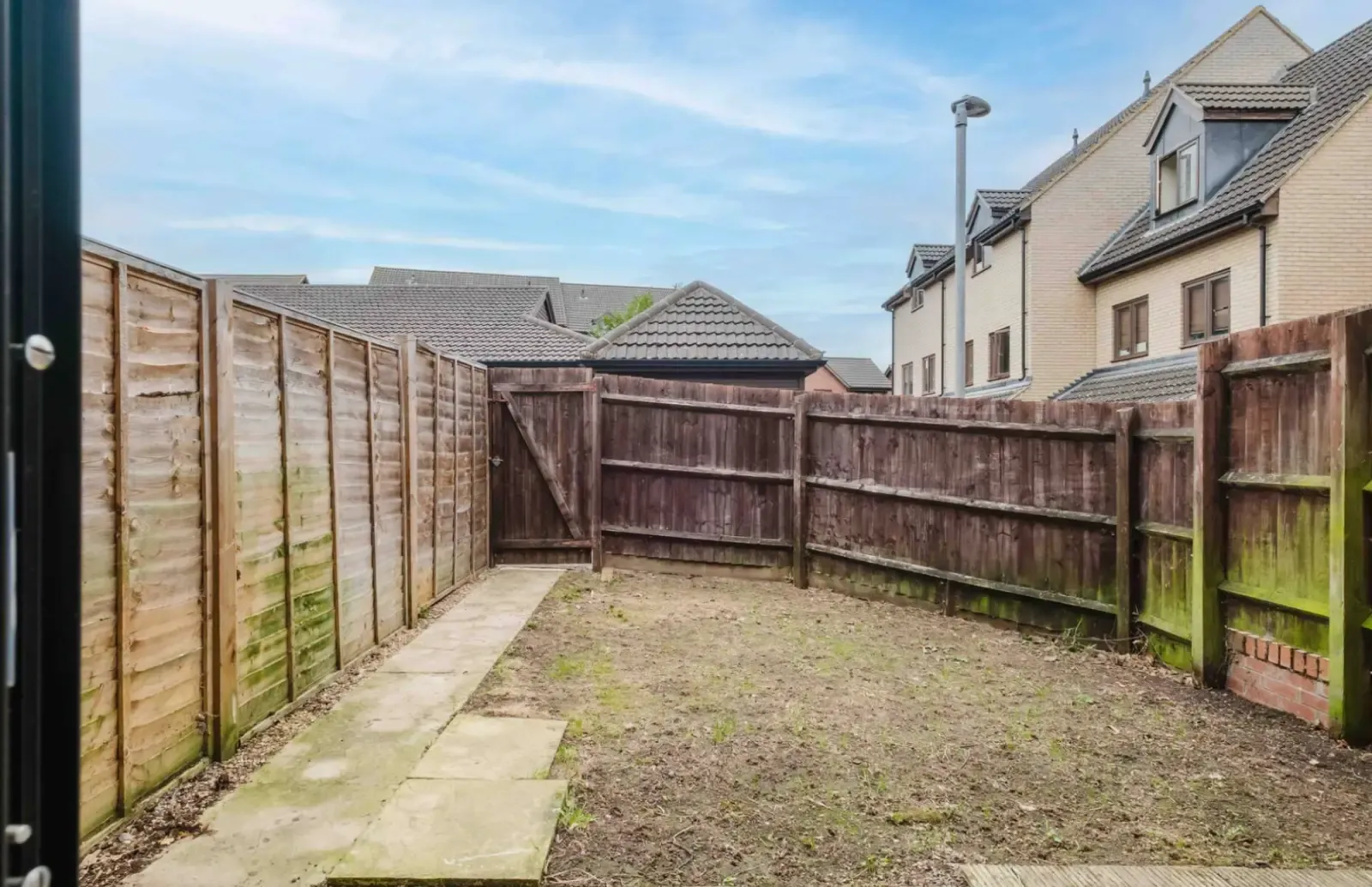 22 Corris Court by Mia Partners in 22 Corris Court, MK10 9NR - Property image 15 - VivreStays