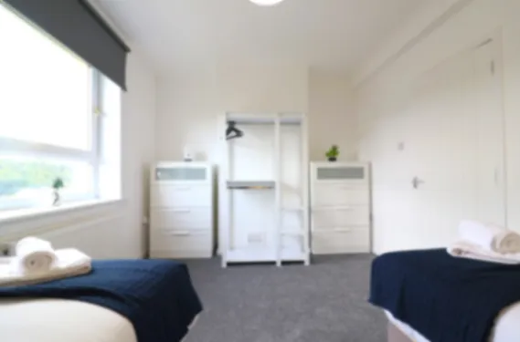 Hattrix View - Cumbernauld Cumbernauld - Apartment in G67 2SE, Glasgow, North Lanarkshire, Scotland, United Kingdom - Property image 17 - VivreStays