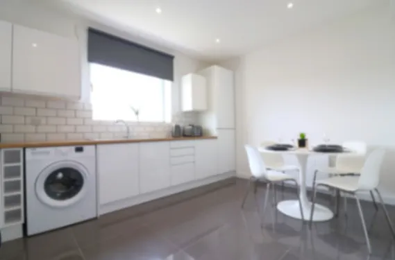 Hattrix View - Cumbernauld Cumbernauld - Apartment in G67 2SE, Glasgow, North Lanarkshire, Scotland, United Kingdom - Property image 22 - VivreStays