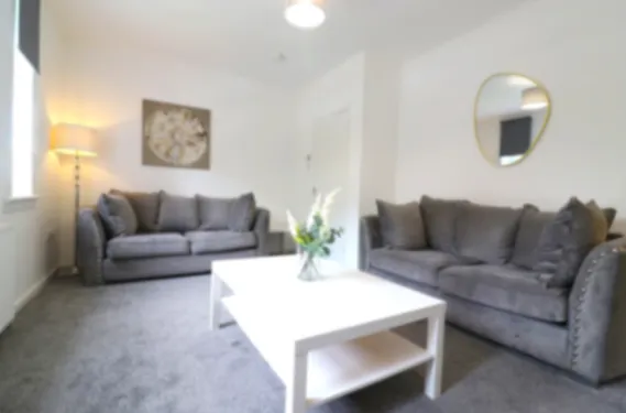 Hattrix View - Cumbernauld Cumbernauld - Apartment in G67 2SE, Glasgow, North Lanarkshire, Scotland, United Kingdom - Property image 28 - VivreStays