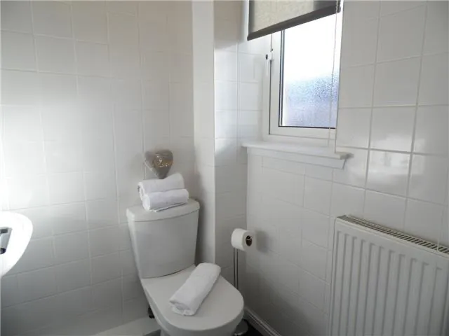 Angus House - Glasgow Glasgow - Apartment in G33 5DQ - Property image 37 - VivreStays