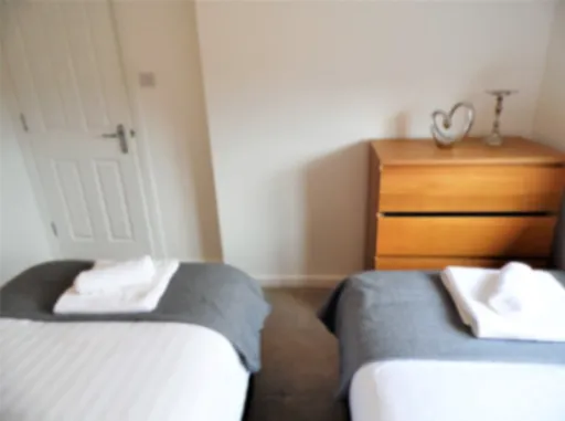 Brambling House - Carnbroe Coatbridge - Apartment (1) in ML5 4UP, Coatbridge, North Lanarkshire, Scotland, United Kingdom - Property image 11 - VivreStays