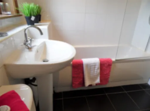 View Glen Lee - Bellshill Bellshill - Apartment in ML4 1DW, Bellshill, North Lanarkshire, Scotland, United Kingdom Glen Lee - Bellshill Bellshill - Apartment in ML4 1DW, Bellshill, North Lanarkshire, Scotland, United Kingdom - Property image 3 - VivreStays