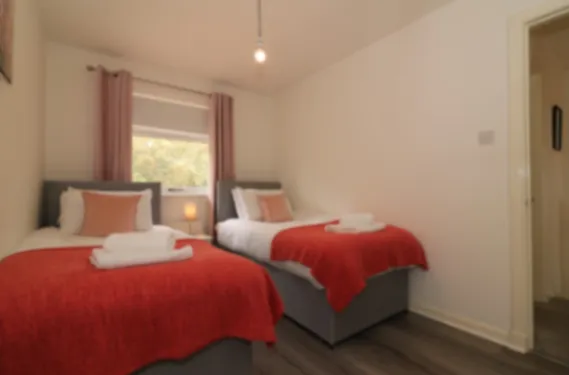 Culzean House - Carfin Newarthill - Apartment in ML1 5AS, Motherwell, North Lanarkshire, Scotland, United Kingdom - Property image 12 - VivreStays