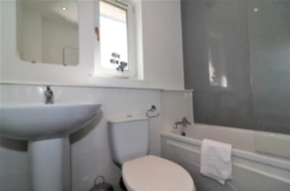 Connelly House - Motherwell Motherwell - Apartment in ML1 3GU - Property image 2 - VivreStays