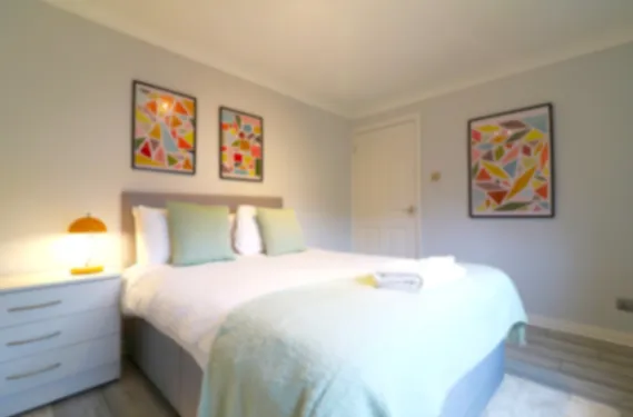 Drumvale House - Moodiesburn Moodiesburn - Apartment in G69 0DR, Glasgow, North Lanarkshire, Scotland, United Kingdom - Property image 8 - VivreStays
