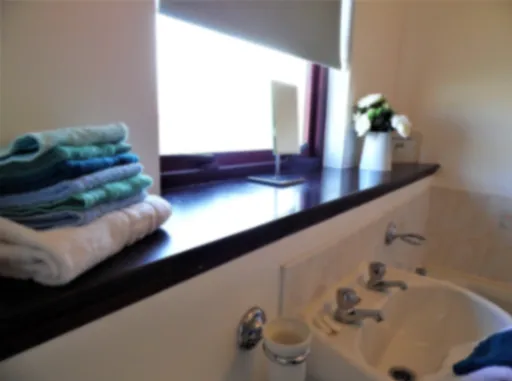 Douglas View Blantyre Blantyre - Apartment in G72 0TJ, Glasgow, South Lanarkshire, Scotland, United Kingdom - Property image 2 - VivreStays