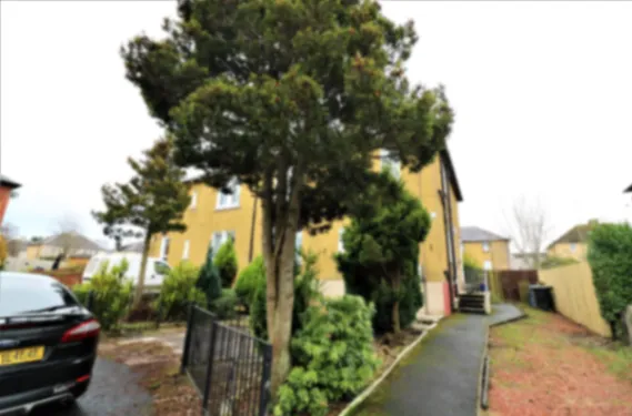 Bruce Terrace Lower - Blantyre Blantyre - Apartment in G72 9AG, Glasgow, South Lanarkshire, Scotland, United Kingdom - Property image 30 - VivreStays