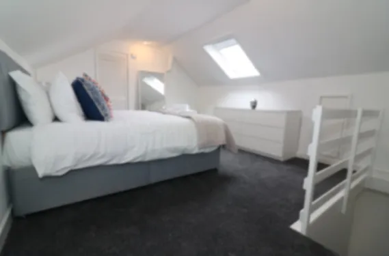 Barons Court - Paisley - Apartment in PA1 2TJ - Property image 39 - VivreStays