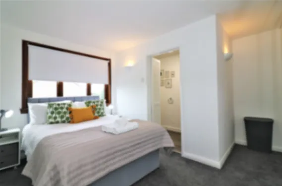 Barons Court - Paisley - Apartment in PA1 2TJ - Property image 56 - VivreStays