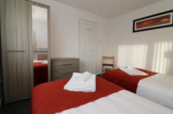 View Atholl House - Linwood - Apartment in PA3 3QZ Atholl House - Linwood - Apartment in PA3 3QZ - Property image 5 - VivreStays