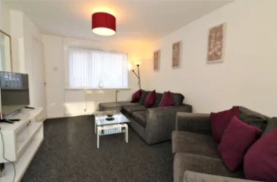 View Atholl House - Linwood - Apartment in PA3 3QZ Atholl House - Linwood - Apartment in PA3 3QZ - Property image 28 - VivreStays