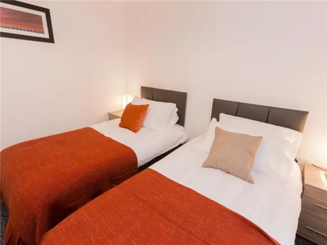 View Atholl House - Linwood - Apartment in PA3 3QZ Atholl House - Linwood - Apartment in PA3 3QZ - Property image 42 - VivreStays