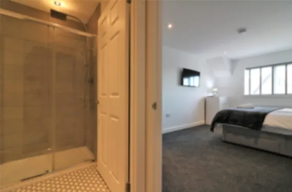 View Railway House 5 bed - Maryhill Glasgow - Apartment in G23 5LA, Glasgow, Glasgow, Scotland, United Kingdom Railway House 5 bed - Maryhill Glasgow - Apartment in G23 5LA, Glasgow, Glasgow, Scotland, United Kingdom - Property image 12 - VivreStays