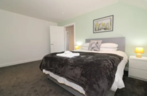 View Railway House 5 bed - Maryhill Glasgow - Apartment in G23 5LA, Glasgow, Glasgow, Scotland, United Kingdom Railway House 5 bed - Maryhill Glasgow - Apartment in G23 5LA, Glasgow, Glasgow, Scotland, United Kingdom - Property image 15 - VivreStays