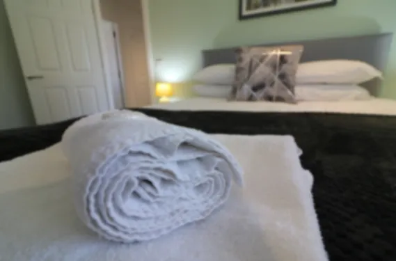 View Railway House 5 bed - Maryhill Glasgow - Apartment in G23 5LA, Glasgow, Glasgow, Scotland, United Kingdom Railway House 5 bed - Maryhill Glasgow - Apartment in G23 5LA, Glasgow, Glasgow, Scotland, United Kingdom - Property image 16 - VivreStays