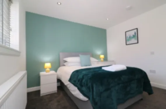 View Railway House 5 bed - Maryhill Glasgow - Apartment in G23 5LA, Glasgow, Glasgow, Scotland, United Kingdom Railway House 5 bed - Maryhill Glasgow - Apartment in G23 5LA, Glasgow, Glasgow, Scotland, United Kingdom - Property image 23 - VivreStays