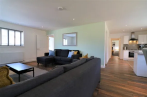 View Railway House 5 bed - Maryhill Glasgow - Apartment in G23 5LA, Glasgow, Glasgow, Scotland, United Kingdom Railway House 5 bed - Maryhill Glasgow - Apartment in G23 5LA, Glasgow, Glasgow, Scotland, United Kingdom - Property image 41 - VivreStays