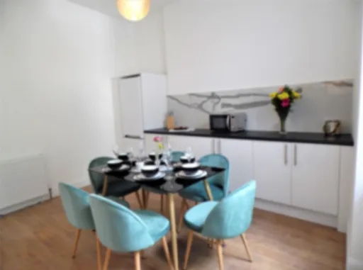 Langlands House - Glasgow Glasgow - Apartment in G51 4AN - Property image 29 - VivreStays
