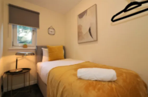 View Shield House - Govan Glasgow - Apartment in G51 4XJ, Glasgow, Glasgow, Scotland, United Kingdom Shield House - Govan Glasgow - Apartment in G51 4XJ, Glasgow, Glasgow, Scotland, United Kingdom - Property image 13 - VivreStays