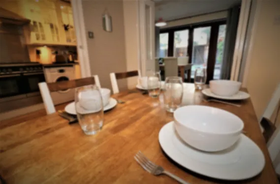 View Shield House - Govan Glasgow - Apartment in G51 4XJ, Glasgow, Glasgow, Scotland, United Kingdom Shield House - Govan Glasgow - Apartment in G51 4XJ, Glasgow, Glasgow, Scotland, United Kingdom - Property image 27 - VivreStays
