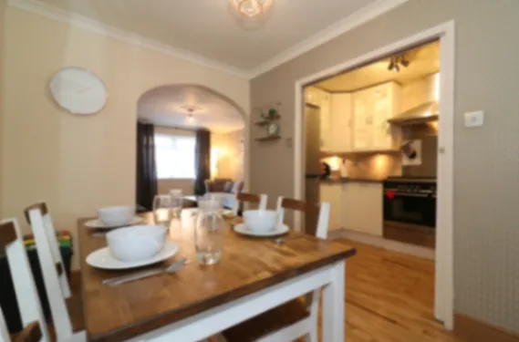 View Shield House - Govan Glasgow - Apartment in G51 4XJ, Glasgow, Glasgow, Scotland, United Kingdom Shield House - Govan Glasgow - Apartment in G51 4XJ, Glasgow, Glasgow, Scotland, United Kingdom - Property image 31 - VivreStays
