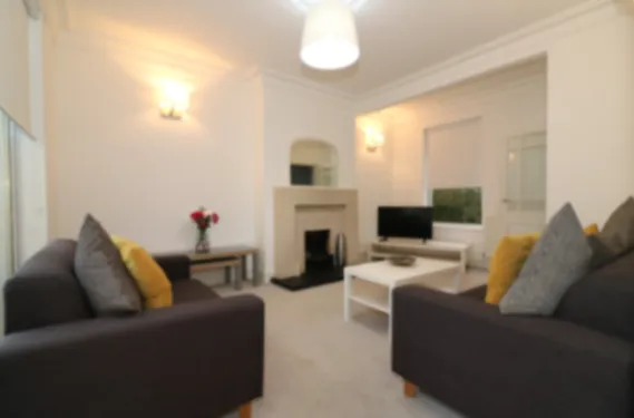 Moss View Glasgow - Apartment in G52 1HT, Glasgow, Glasgow, Scotland, United Kingdom - Property image 41 - VivreStays