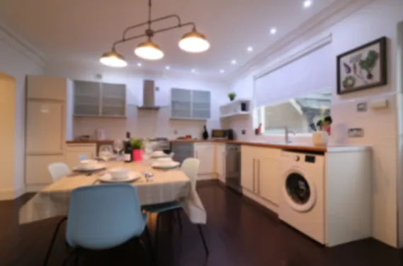 Moss View Glasgow - Apartment in G52 1HT, Glasgow, Glasgow, Scotland, United Kingdom - Property image 45 - VivreStays