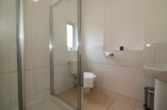 Moss View Glasgow - Apartment in G52 1HT, Glasgow, Glasgow, Scotland, United Kingdom - Property image 55 - VivreStays