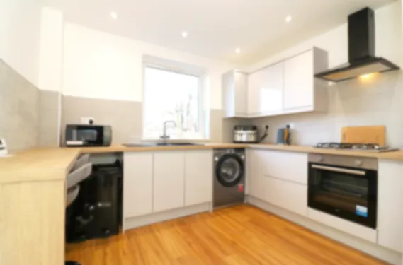 Duncan House - Wishaw - Apartments in 27 Duns Crescent, Wishaw, ML2 8SF, United Kingdom - Property image 18 - VivreStays