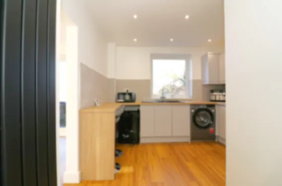 Duncan House - Wishaw - Apartments in 27 Duns Crescent, Wishaw, ML2 8SF, United Kingdom - Property image 22 - VivreStays