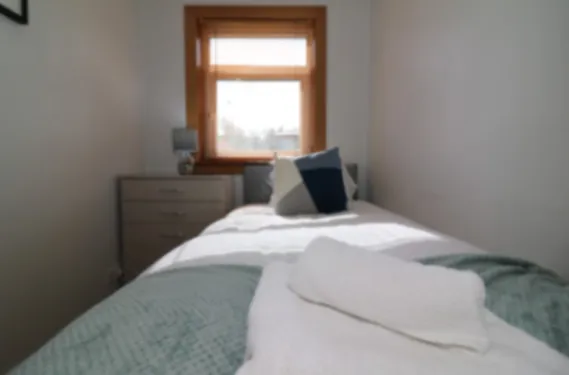 Dumbreck House - Moodiesburn - Apartments in 146 Maxwell Drive, Glasgow, G41 5AF, United Kingdom - Property image 15 - VivreStays
