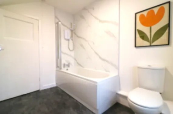 View St. James House - Paisley - Apartments in 26 St James Avenue, Paisley, PA3 1SB, United Kingdom St. James House - Paisley - Apartments in 26 St James Avenue, Paisley, PA3 1SB, United Kingdom - Property image 3 - VivreStays