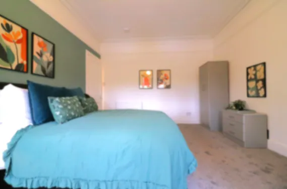 View St. James House - Paisley - Apartments in 26 St James Avenue, Paisley, PA3 1SB, United Kingdom St. James House - Paisley - Apartments in 26 St James Avenue, Paisley, PA3 1SB, United Kingdom - Property image 13 - VivreStays