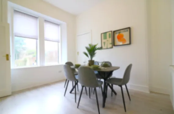 View St. James House - Paisley - Apartments in 26 St James Avenue, Paisley, PA3 1SB, United Kingdom St. James House - Paisley - Apartments in 26 St James Avenue, Paisley, PA3 1SB, United Kingdom - Property image 18 - VivreStays