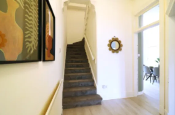 View St. James House - Paisley - Apartments in 26 St James Avenue, Paisley, PA3 1SB, United Kingdom St. James House - Paisley - Apartments in 26 St James Avenue, Paisley, PA3 1SB, United Kingdom - Property image 23 - VivreStays