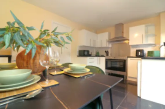 Summerhill House - Glasgow - Apartments in 12 Summerhill Place, Glasgow, G15 7JA, United Kingdom - Property image 24 - VivreStays