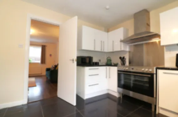 Summerhill House - Glasgow - Apartments in 12 Summerhill Place, Glasgow, G15 7JA, United Kingdom - Property image 28 - VivreStays